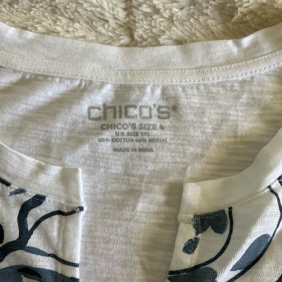 Chico’s White Floral Graphic Tee – Size 4 (XL) NWT - Picture 2 of 4